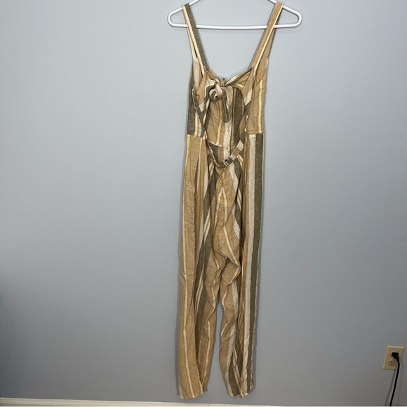 Romeo + Juliet Couture Jumpsuit Womens Medium Beige Gray Stripes Linen Blend - Picture 2 of 9